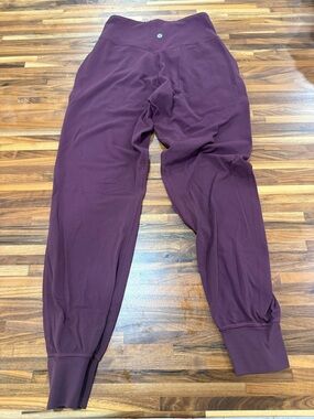 Womens lululemon Joggers